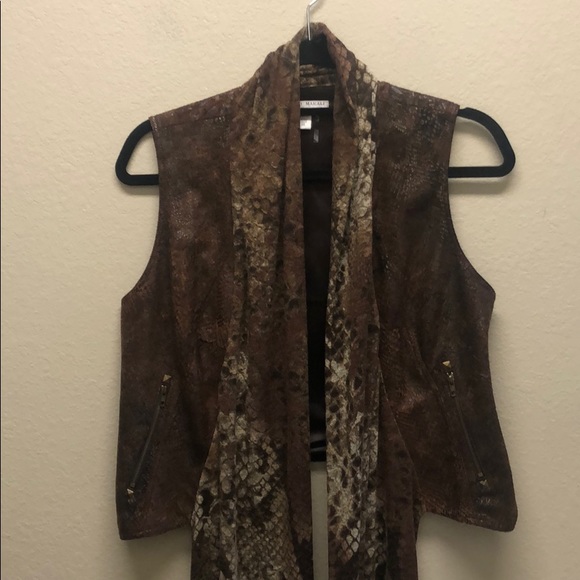 ALBERTO MAKALI draped python print brown vest. - Picture 1 of 7